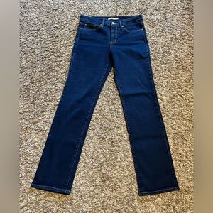 Levi’s 314 Shaping Straight Dark Blue Jeans | Size 29